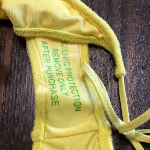 Triangl Bikini (Terry Cloth) - Picture 4 of 4